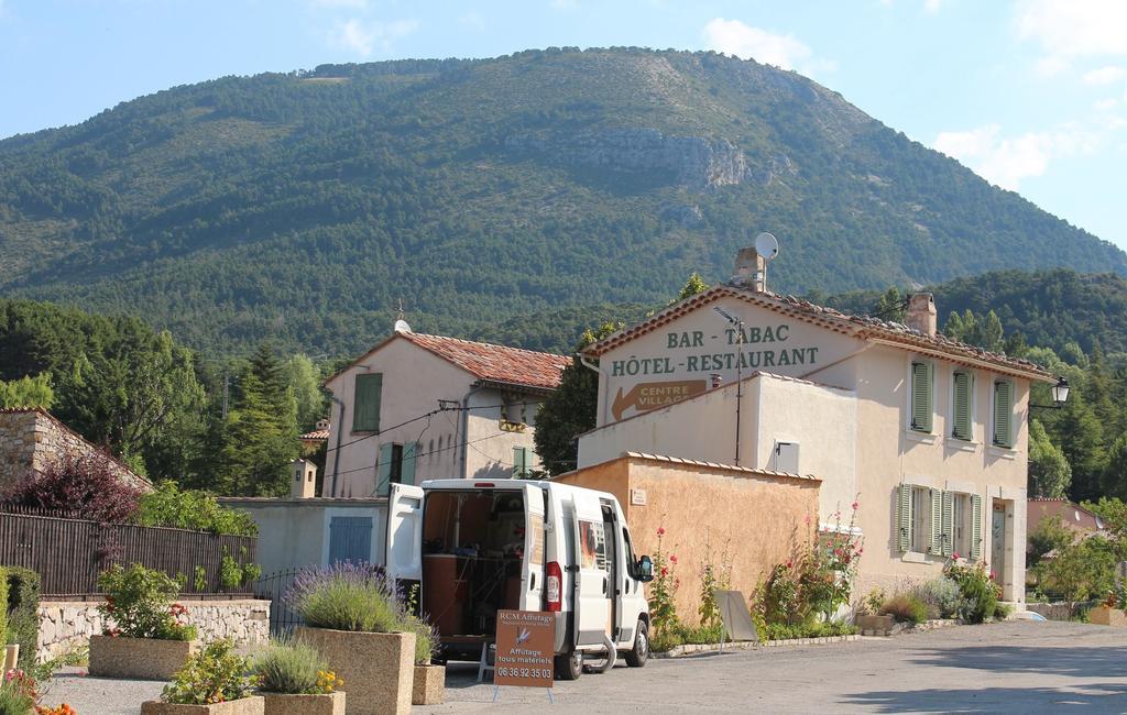 Le Coq En Pâte *